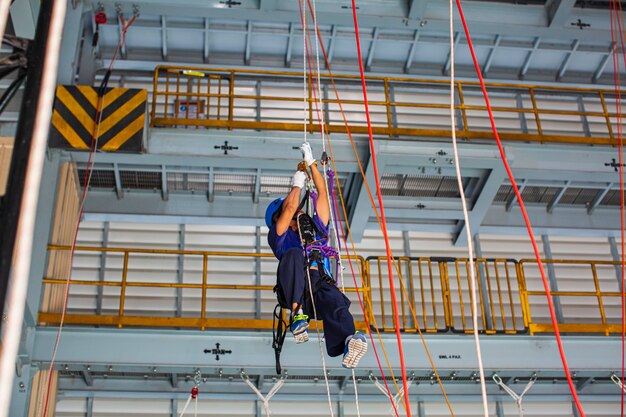 Safety Tips for Working with Secure Scaffolds